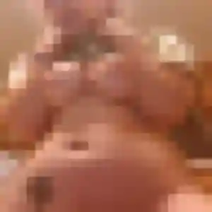 Nora, 19 ans, disponible à Achicourt pour une rencontre coquine