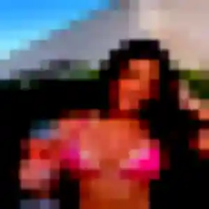 Hajar (34 ans) à Annœullin attend une rencontre aujourd'hui