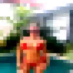 Charmante Marie-Cecile, 19 ans à Arradon - la contacter