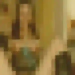 Découvre Rania, 30 ans à Aubignan en privé