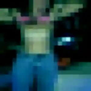 Giulia (29 ans) à Auby cherche une rencontre ce soir