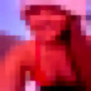 Rania, 20 ans, connectée à Avranches pour une rencontre coquine