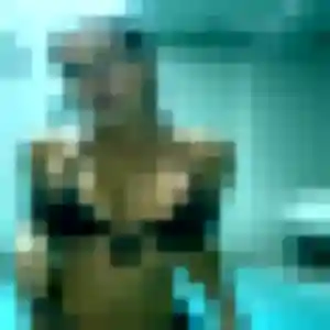 Profil de Ursula à Bain-de-Bretagne (32 ans) - plan cul gratuit