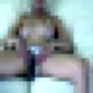 Rencontre Madeleine, 21 ans à Beaucouzé gratuitement