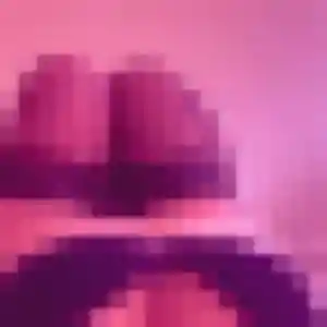 Jolie Nicole, 20 ans à Bormes-les-Mimosas - voir sa photo