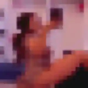 Charmante Hortense, 25 ans à Breuillet - la contacter