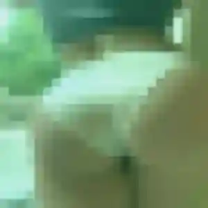 Photo privée de Louna, 36 ans à Bron - rencontre sans lendemain