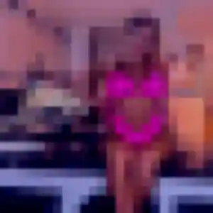 Gisele, femme de 23 ans propose plan cul à Cadaujac