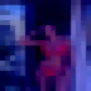 Suzanne, 32 ans, connectée à Cassis pour un plan cul