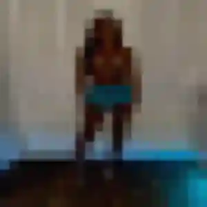 Florence, 24 ans, en ligne à Caudry pour une rencontre coquine