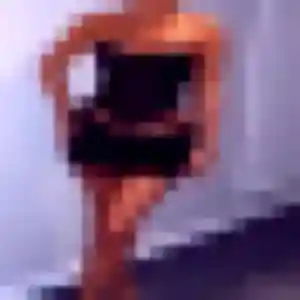 Photo exclusive de Aurelie, 34 ans à Caumont-sur-Durance - plan discret