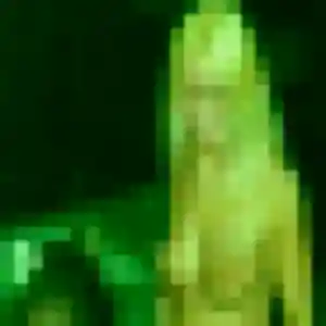 Maya, 33 ans, dispo pour plan cul à Cenon