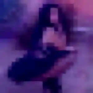 Wahiba, 33 ans, en ligne à Châlons-en-Champagne pour une rencontre coquine