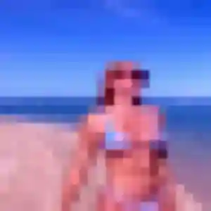 Belle Clemence, 29 ans à Chanteloup-les-Vignes - voir sa photo
