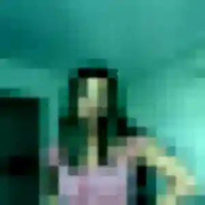 plan cul à Chasse-sur-Rhône : photo de Hajar, 21 ans - sans engagement