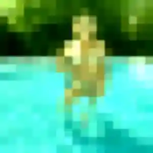 Zara (20 ans) à Châteaubourg attend une rencontre aujourd'hui