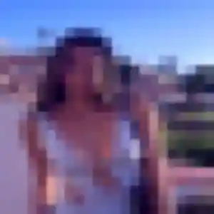 Rejoins Anne-Charlotte, 30 ans à Châtelaillon-Plage gratuitement