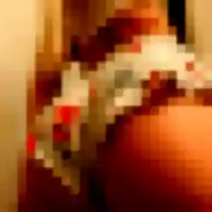 Rachida, 33 ans, en ligne à Chaville pour une rencontre coquine