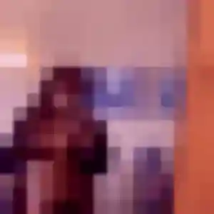 Découvre Fleur, 20 ans à Courbevoie en privé