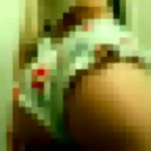 Virginie, 34 ans, connectée à Courtry pour un plan cul