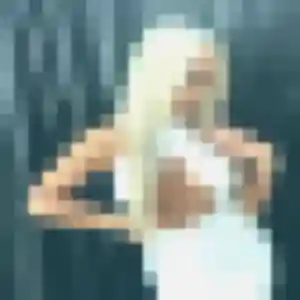 Salima, 20 ans, en ligne à Dieppe pour un plan cul