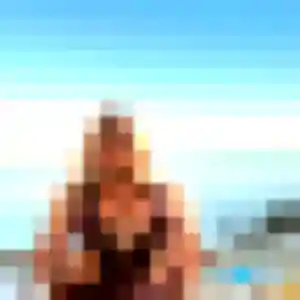 Anne-Charlotte (26 ans) à Donges cherche un plan cul maintenant