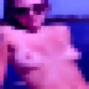 Louise (22 ans) à Épinal attend une rencontre aujourd'hui