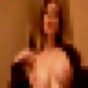 Hermine (21 ans) à Essarts-en-Bocage cherche un plan cul maintenant