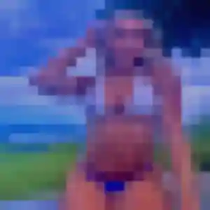 Sexy Urielle, 35 ans à Fontenay-le-Comte - la contacter