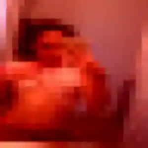 Inaya, fille de 22 ans propose plan cul à Fronton