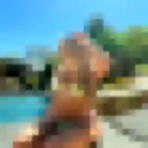 Hermine, 24 ans, disponible à Hauts de Bienne pour un plan cul