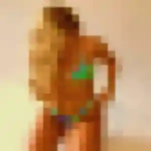 Photo de Adelaide à Hirson (23 ans) - plan cul anonyme