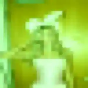 Louise, fille de 30 ans cherche plan cul à Houilles