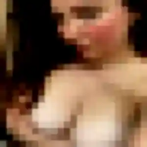 Kelly, 42 ans, connectée à L'Arbresle pour un plan cul