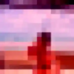 Photo exclusive de Bertrane, 20 ans à L'Île-Saint-Denis - plan discret