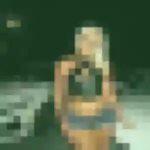 Rencontre Honorine, 26 ans à L'Île-Saint-Denis en t'inscrivant