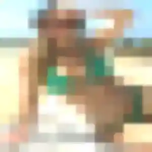 Rejoins Aisha, 40 ans à La Chapelle-d'Armentières gratuitement