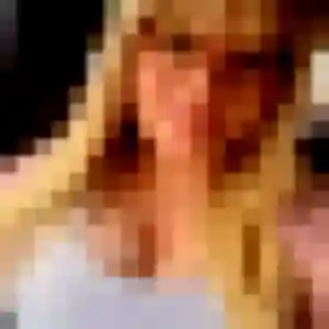 Charmante Nora, 27 ans à La Crèche - découvrir son profil