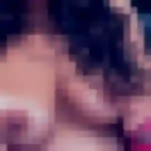 Whitney, 28 ans, connectée à La Roche-sur-Foron pour une rencontre coquine