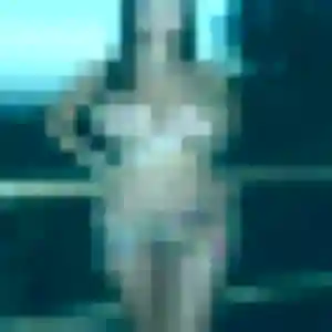 Photo de Touria à Laudun-l'Ardoise (42 ans) - plan cul discret