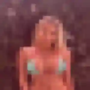 Sexy Geneve, 40 ans à Le Beausset - voir sa photo