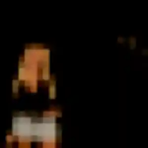 Laure, femme de 21 ans propose plan cul à Le Chambon-Feugerolles