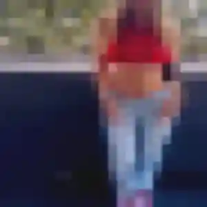 Vicky, fille de 22 ans cherche plan cul à Le Rove