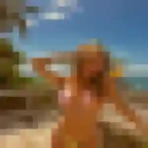 Flavie, fille de 30 ans cherche plan cul à Le Taillan-Médoc