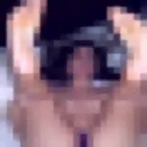 Julie, fille de 29 ans cherche plan cul à Luisant