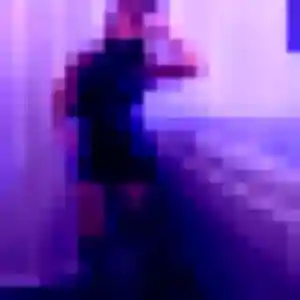 Lola de Lure, 43 ans - plan cul discret