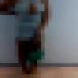 Elvire, 22 ans, disponible à Magny-les-Hameaux pour un plan cul