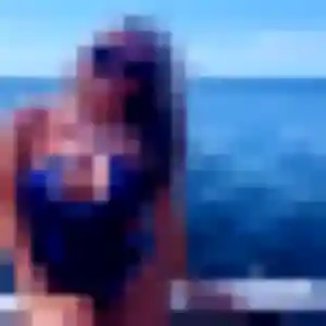 Janine, 35 ans, en ligne à Marseillan pour une rencontre coquine