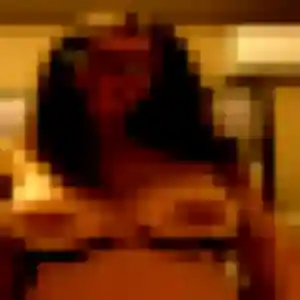 Charmante Vicky, 30 ans à Mende - la contacter