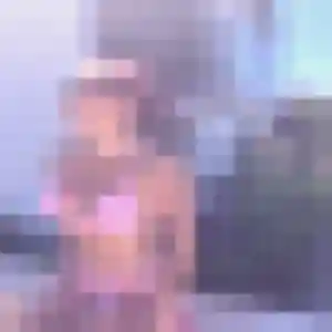 Rencontre Flore, 34 ans à Meudon gratuitement